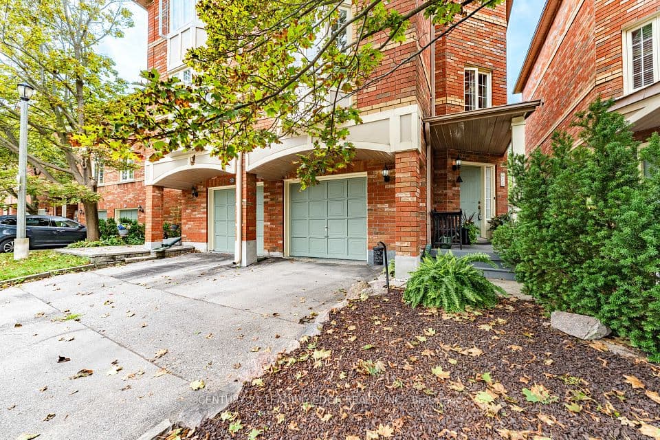11 Guildpark Pathway, Toronto, ON M1J 3P1 – photo 2