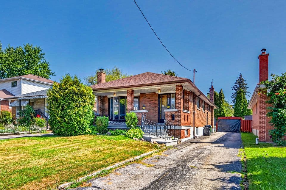 33 Jeanette Street, Toronto, ON M1M 3G3 – main photo