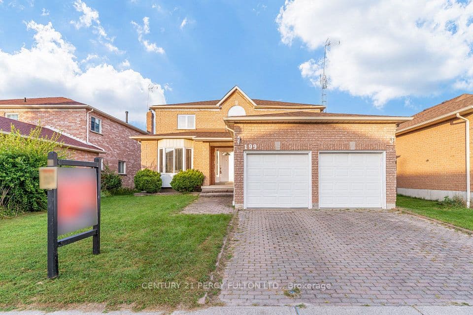199 Fallingbrook Street, Whitby, ON L1R 2B1 – main photo