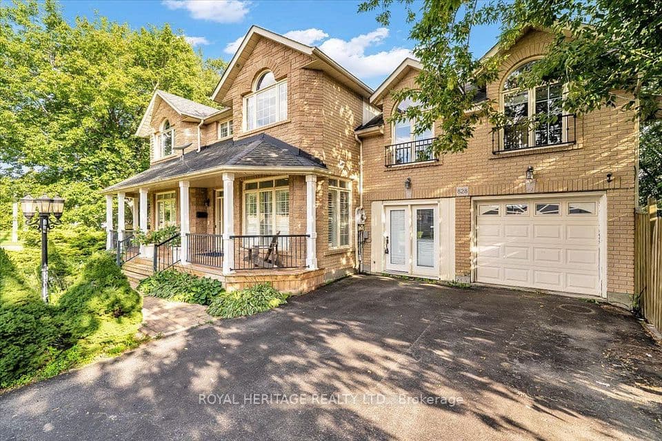 828 Wildflower Court, Oshawa, ON L1G 7Z4 – photo 3