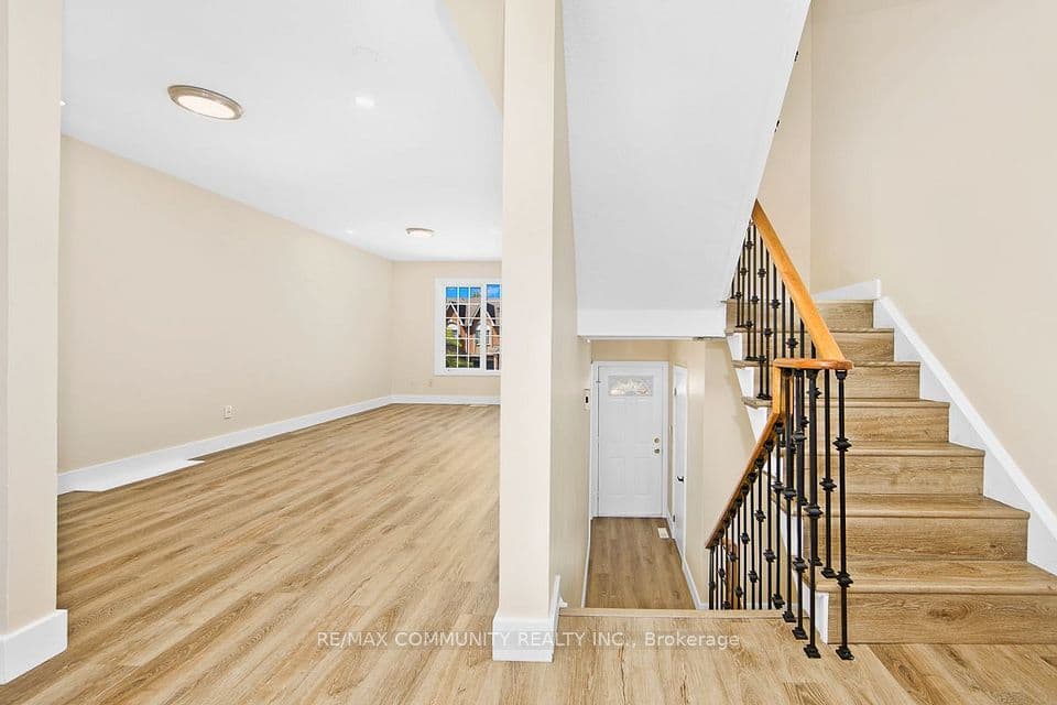 1867 Kingston Road 28, Pickering, ON L1V 6G8 – photo 3