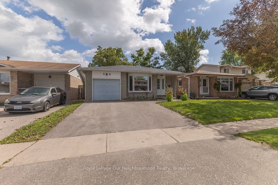 26 Ashdale Crescent, Clarington, ON L1C 3M9 – main photo