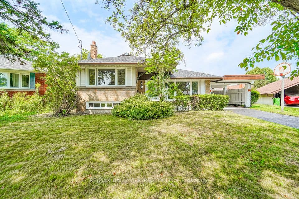 54 Charlemont Crescent, Toronto, ON M1T 1M4 – photo 2