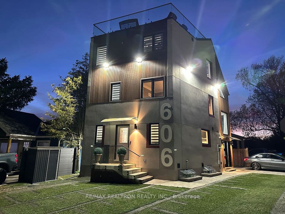606 Annland Street, Pickering, ON L1W 1A7 – photo 2