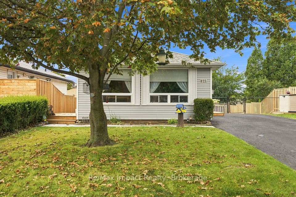 822 Southdown Street, Oshawa, ON L1H 7X3 – photo 2