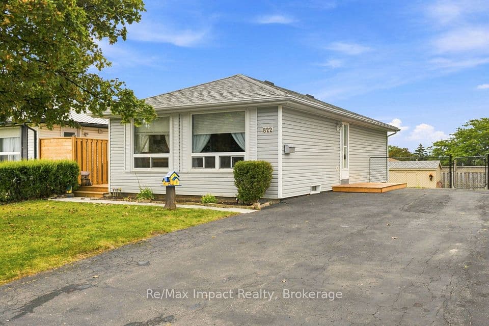 822 Southdown Street, Oshawa, ON L1H 7X3 – main photo