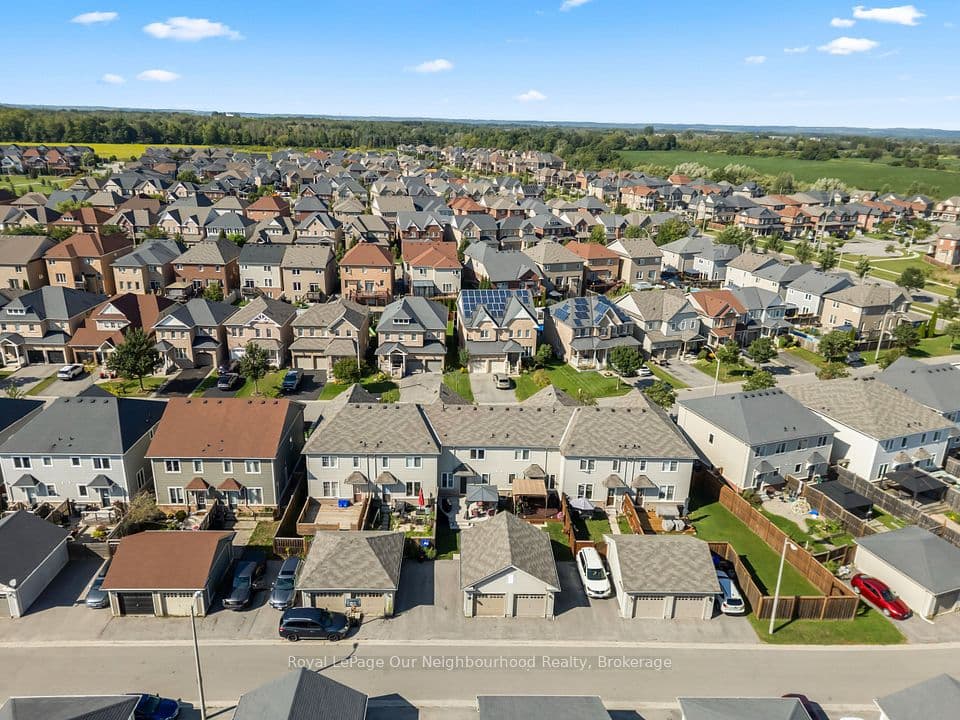 83 Ted Miller Crescent, Clarington, ON L1C 0M4 – photo 3