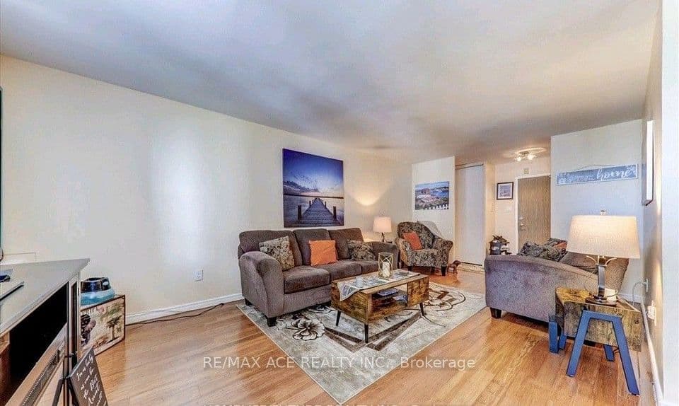 3420 Eglinton Avenue E 608, Toronto, ON M1J 2H9 – photo 3