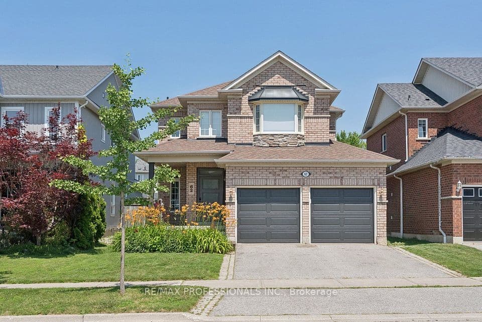62 Blackfriar Avenue, Whitby, ON L1M 2C1 – main photo