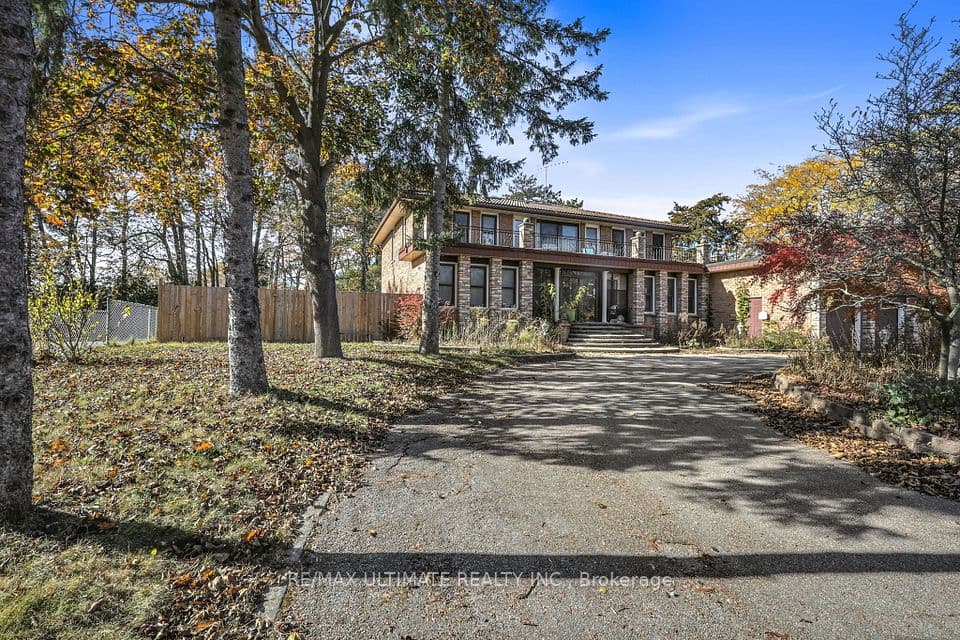 1010 Ritson Road N, Oshawa, ON L1G 6Z5 – photo 2