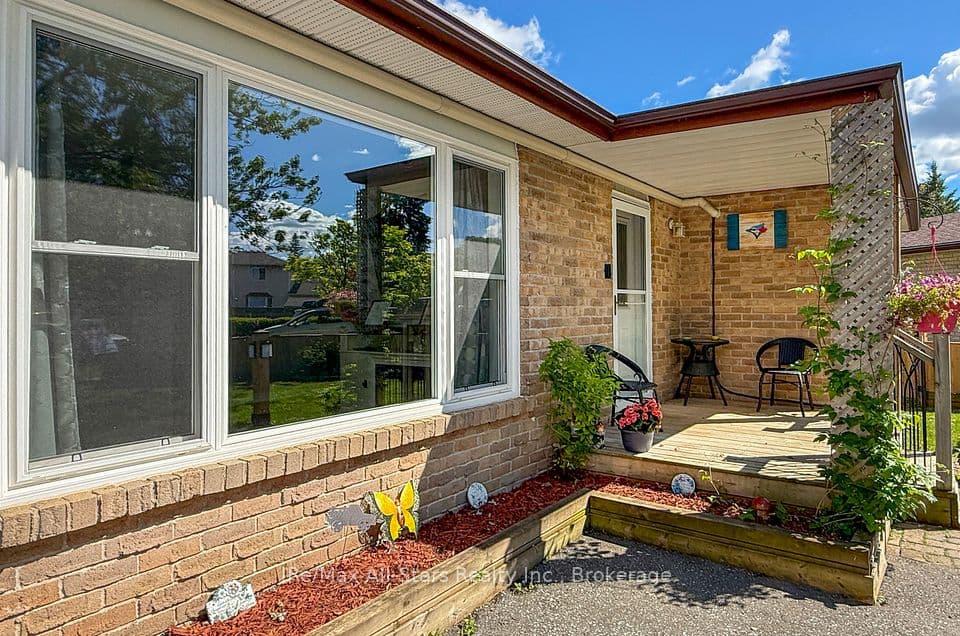 158 Blossom Court, Scugog, ON L9L 1G5 – photo 2