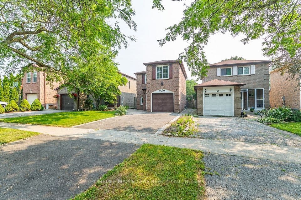 43 Barrett Crescent, Ajax, ON L1T 2C4 – photo 3