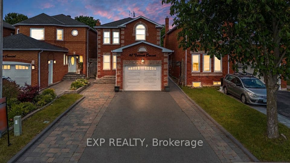 42 Fieldnest Crescent, Whitby, ON L1R 1Z6 – photo 2