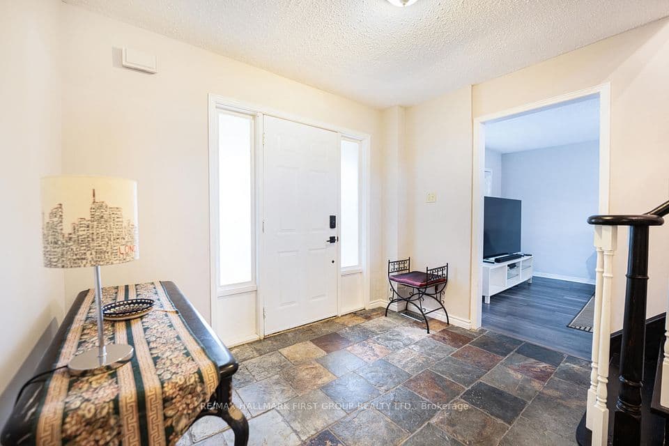 1855 New Street, Pickering, ON L1V 3L9 – photo 2