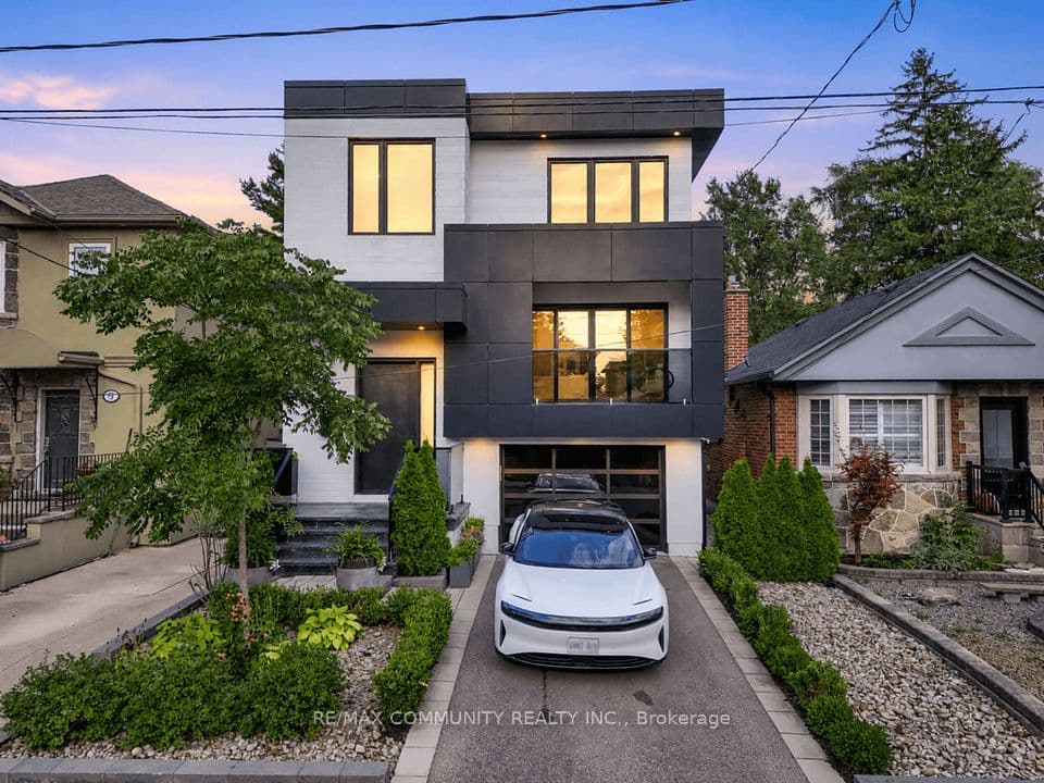 7 Derwyn Road, Toronto, ON M4J 4M7 – main photo