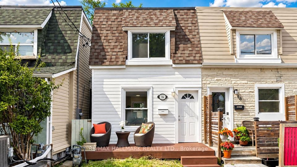 16 Queensdale Avenue, Toronto, ON M4J 1X9 – main photo