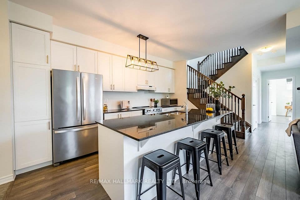 1148 Dragonfly Avenue 503, Pickering, ON L1X 0H5 – main photo
