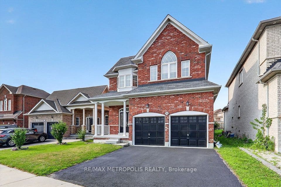 749 Black Cherry Drive, Oshawa, ON L1K 0P4 – main photo