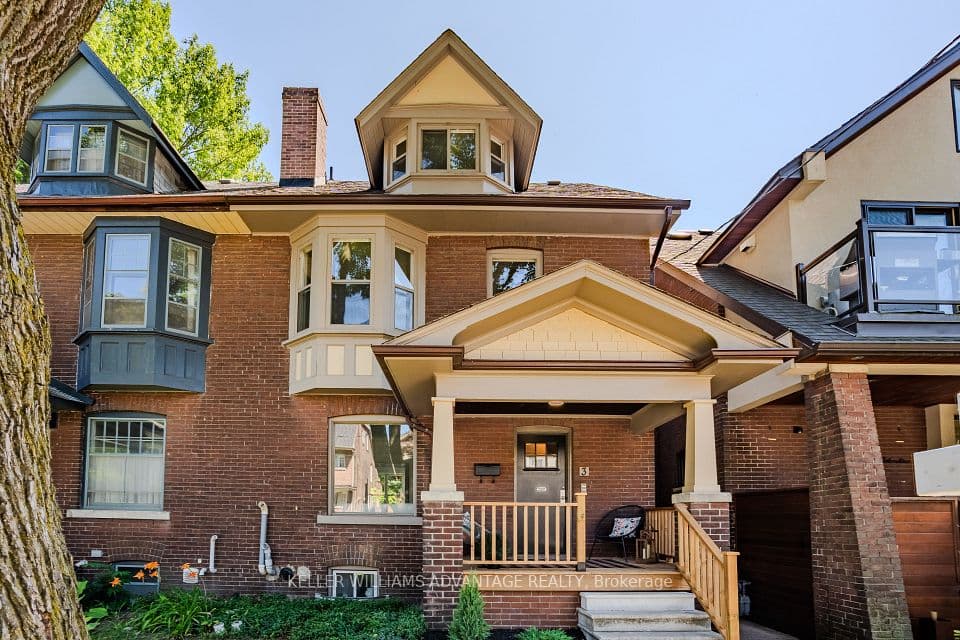 3 Columbine Avenue, Toronto, ON M4L 1P2 – main photo