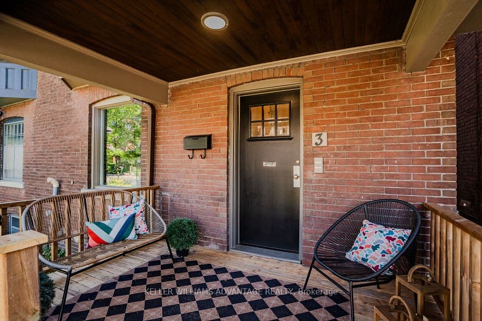3 Columbine Avenue, Toronto, ON M4L 1P2 – photo 2