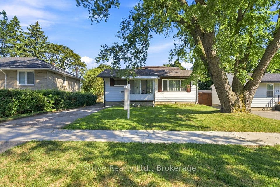 7 Admiral Road, Ajax, ON L1S 2N8 – photo 3