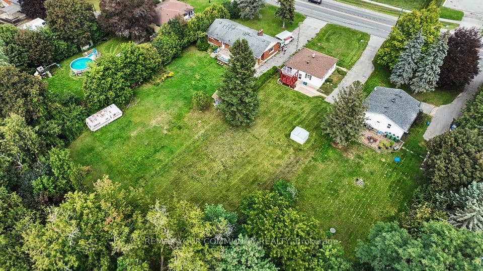4690 Baldwin Street S, Whitby, ON L1R 2W4 – photo 3