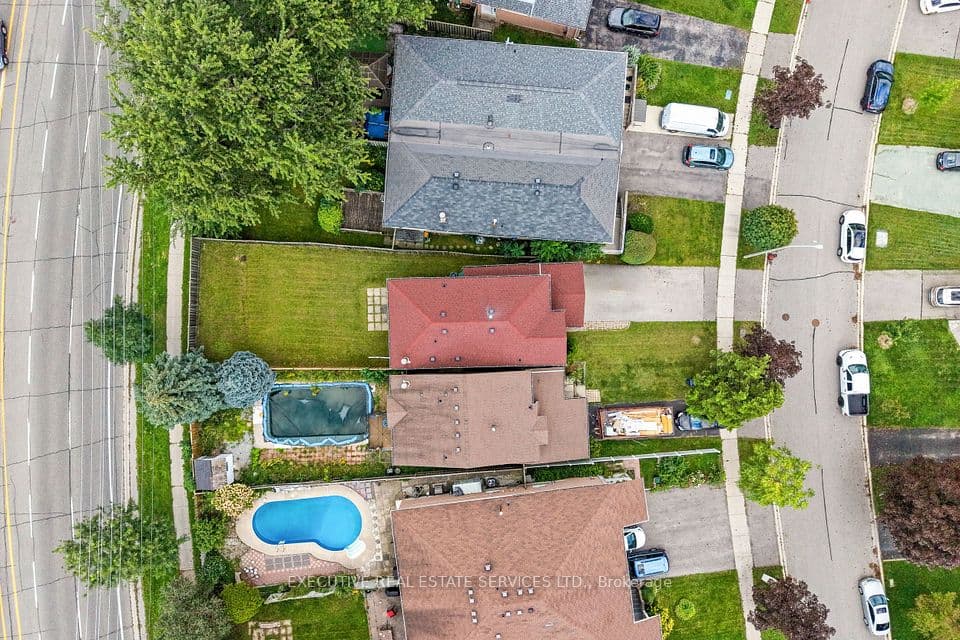 76 Lionhead Trail, Toronto, ON M1B 2J6 – photo 2