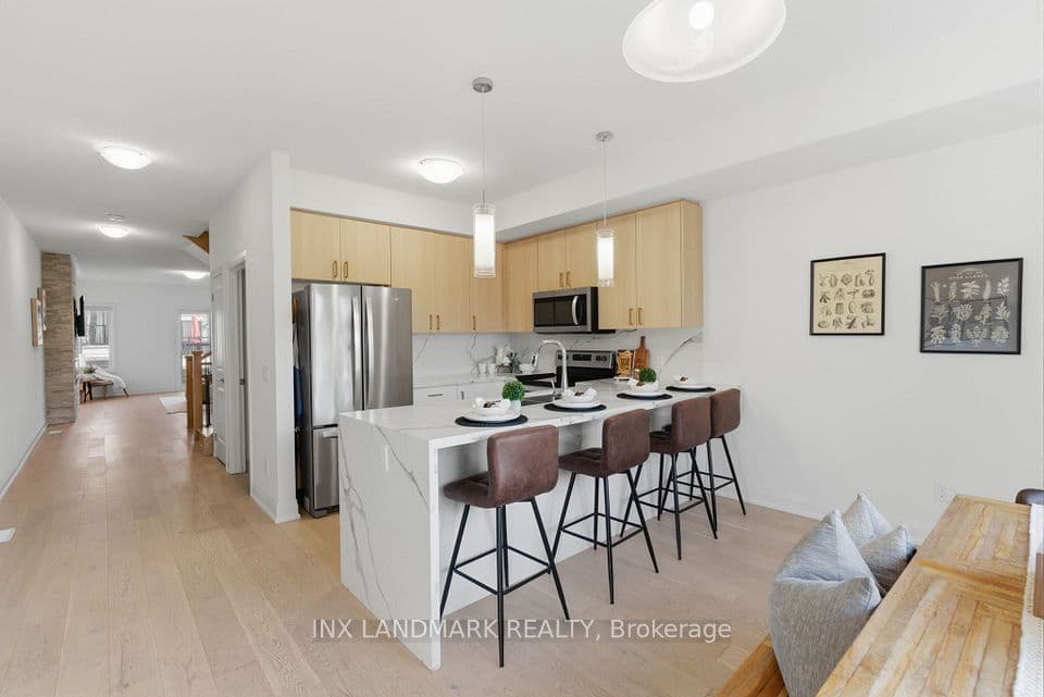 30 Gerry Henry Lane, Clarington, ON L1E 0L8 – main photo