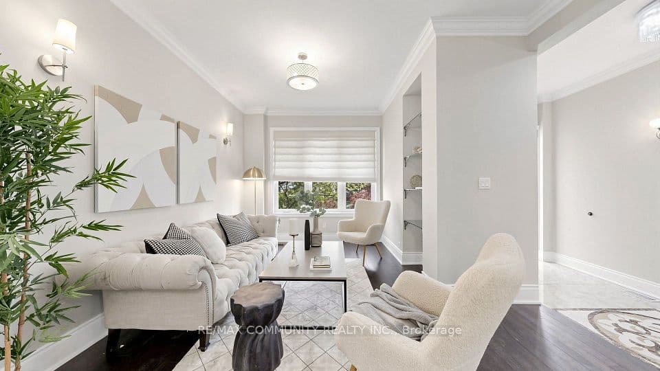 118 Harewood Avenue, Toronto, ON M1M 2R5 – photo 3