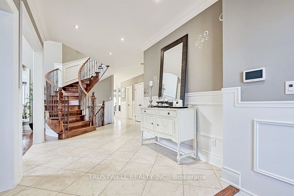 1799 Grayabbey Court, Pickering, ON L1V 7G2 – photo 2
