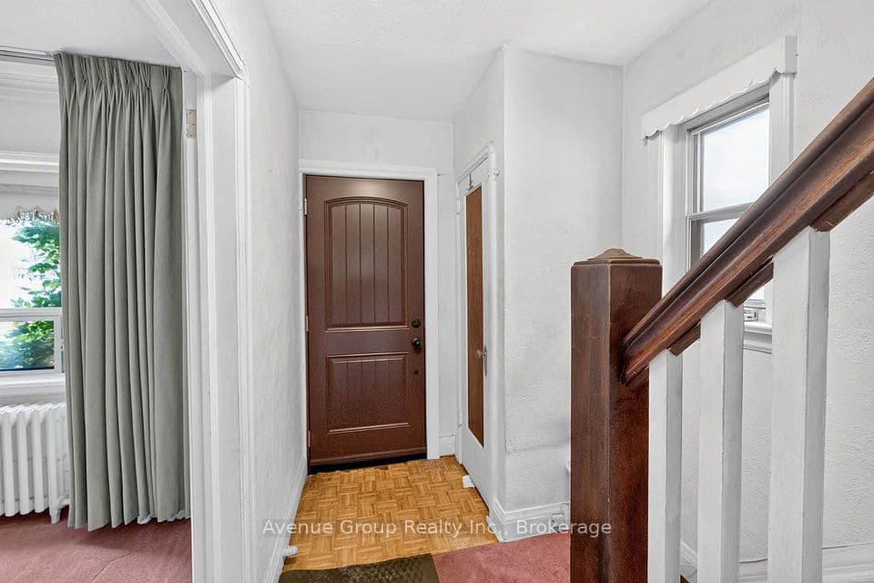 1 Warland Avenue, Toronto, ON M4J 3E8 – photo 3