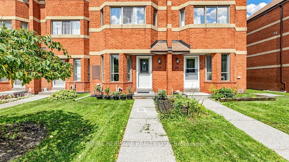 2472 Eglinton Avenue E Th 19, Toronto, ON M1K 5J9 – photo 2
