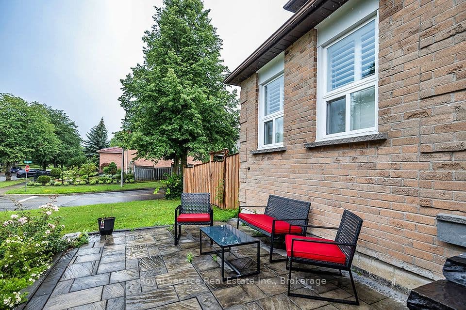 61 Adams Drive, Ajax, ON L1S 5V2 – photo 3