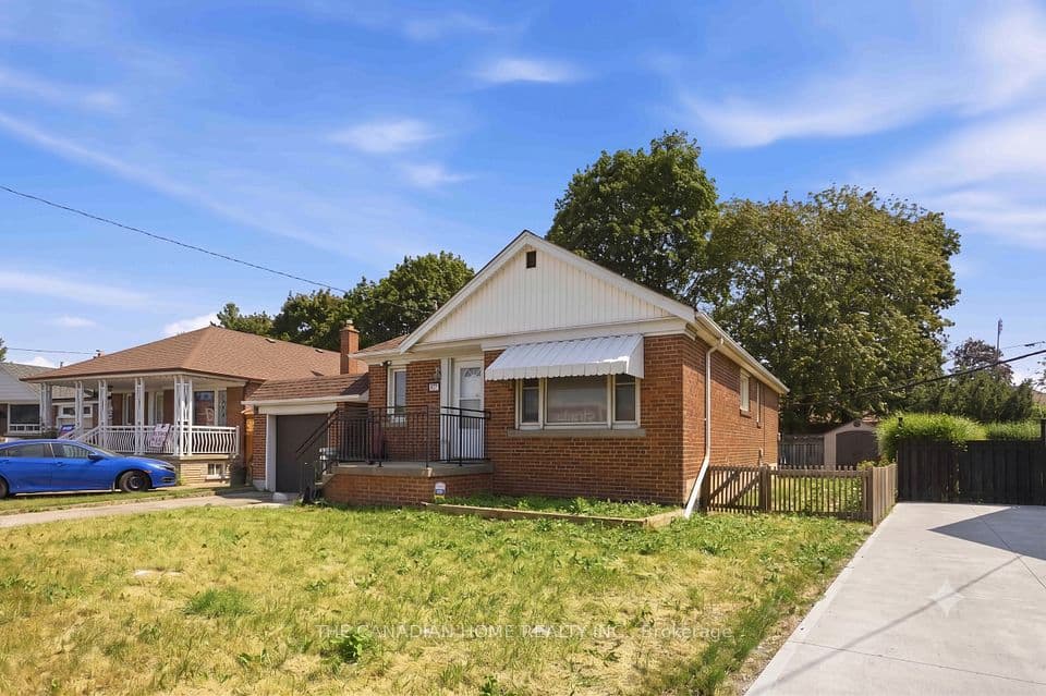 1373 Pharmacy Avenue, Toronto, ON M1R 2J6 – photo 2