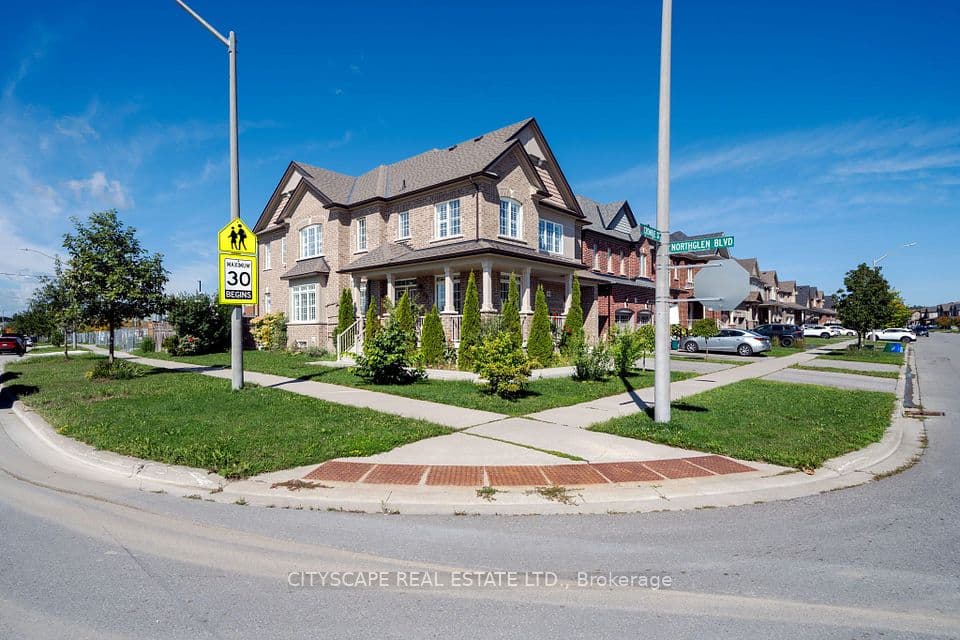 250 Crombie Street, Clarington, ON L1C 0T9 – photo 3