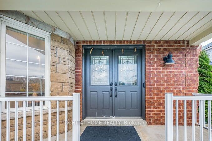 2 Catherwood Lane, Clarington, ON L1B 1C1 – photo 3