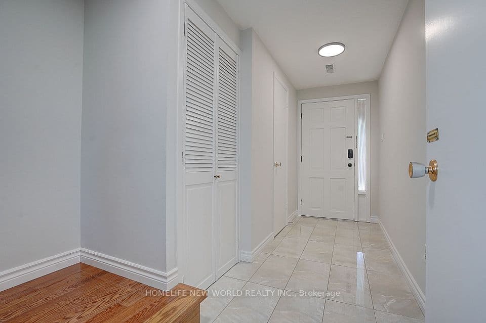 40 Dundalk Drive 46, Toronto, ON M1P 4S3 – photo 2