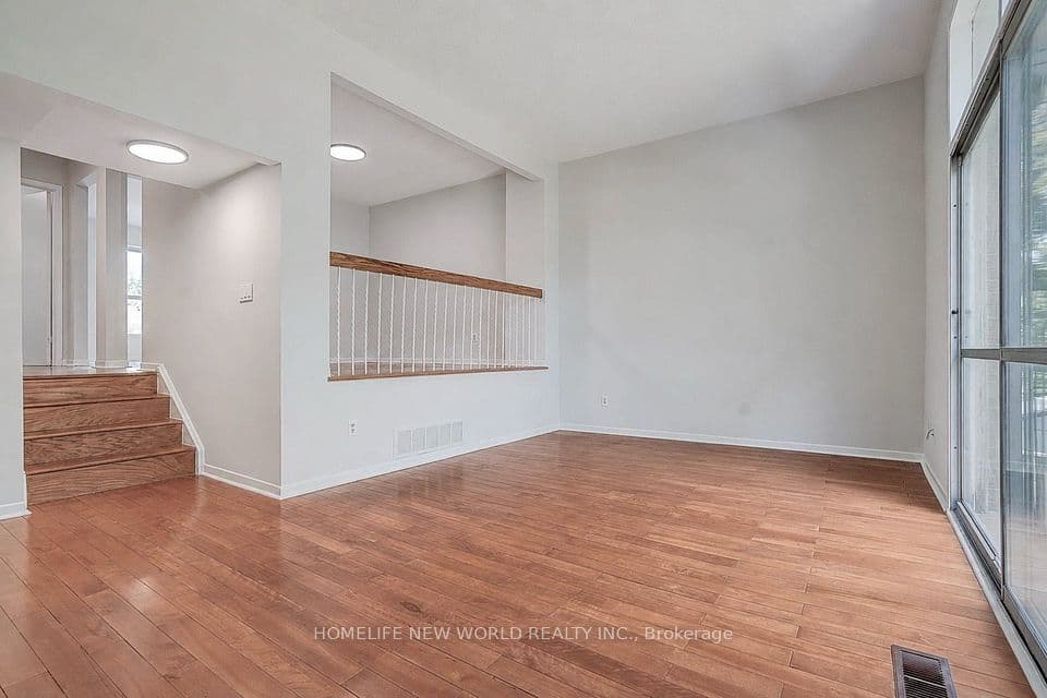 40 Dundalk Drive 46, Toronto, ON M1P 4S3 – photo 3