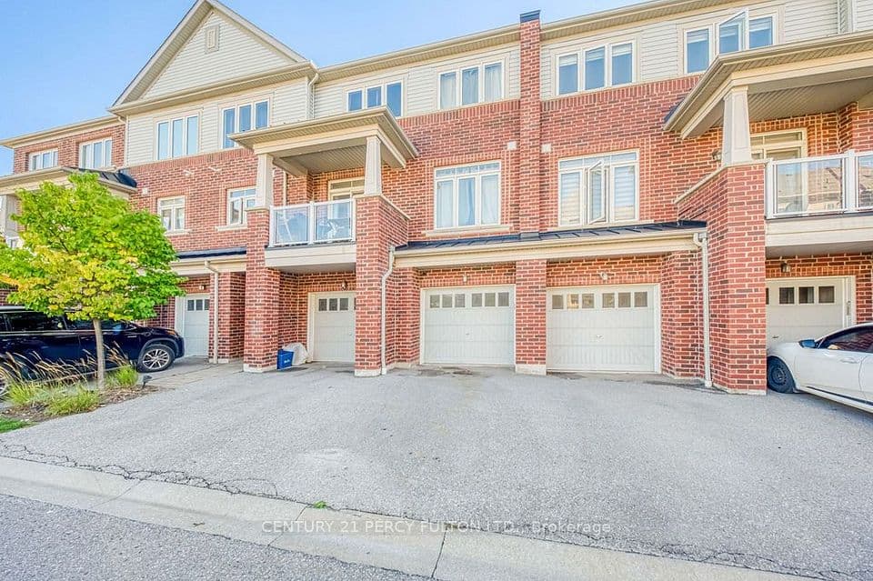 2600 William Jackson Drive 86, Pickering, ON L1X 0E4 – main photo
