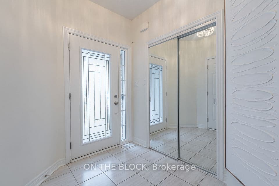 125 Leney Street, Ajax, ON L1Z 0T6 – photo 2