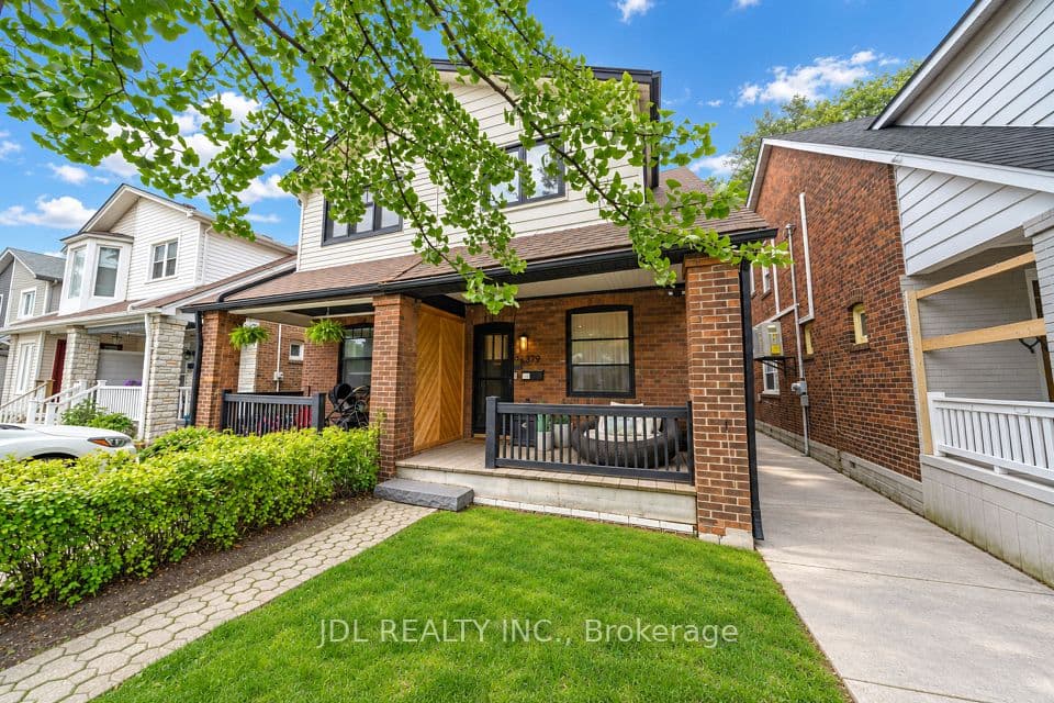379 Scarborough Road, Toronto, ON M4E 3N1 – photo 3