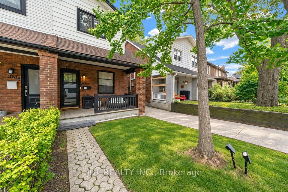 379 Scarborough Road, Toronto, ON M4E 3N1 – photo 2