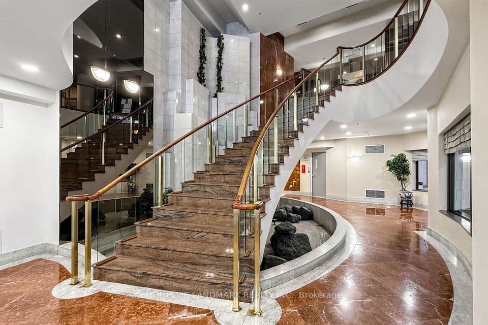 228 Bonis Avenue 911, Toronto, ON M1T 3W4 – photo 3