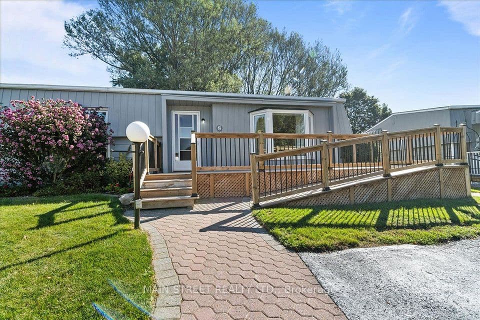 2 Pineridge Crescent, Clarington, ON L1B 1B9 – photo 2