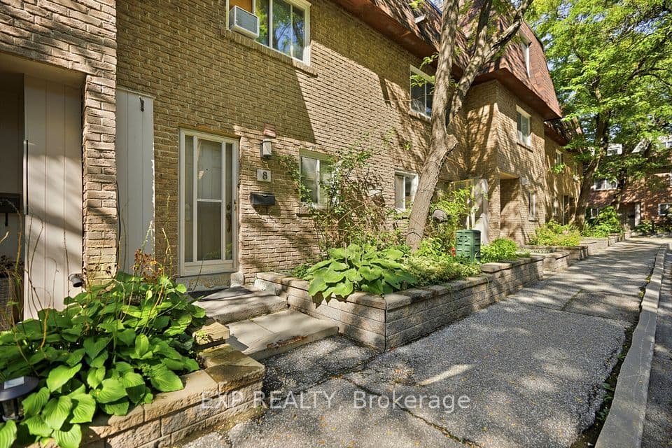 275 Manse Road 8, Toronto, ON M1E 4X8 – photo 3