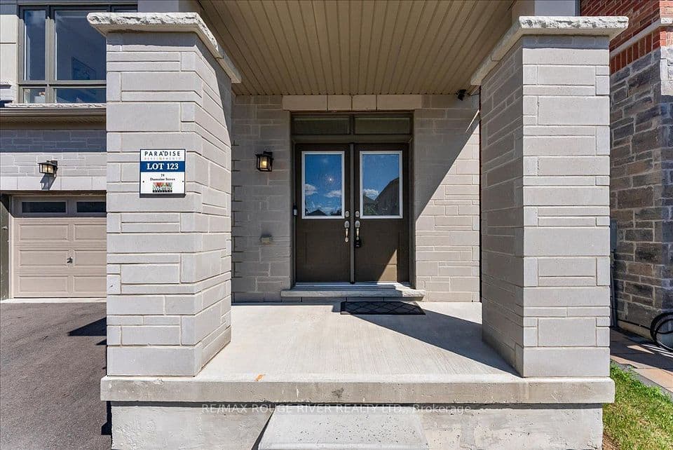 24 Dumaine Street, Whitby, ON L1P 0G8 – photo 3