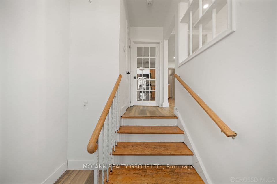 17 Barlow Road, Toronto, ON M1G 2B5 – photo 3