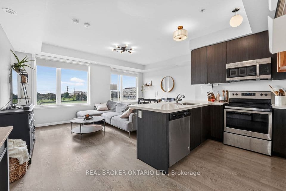 1711 Pure Springs Boulevard 521, Pickering, ON L1X 0E3 – photo 2