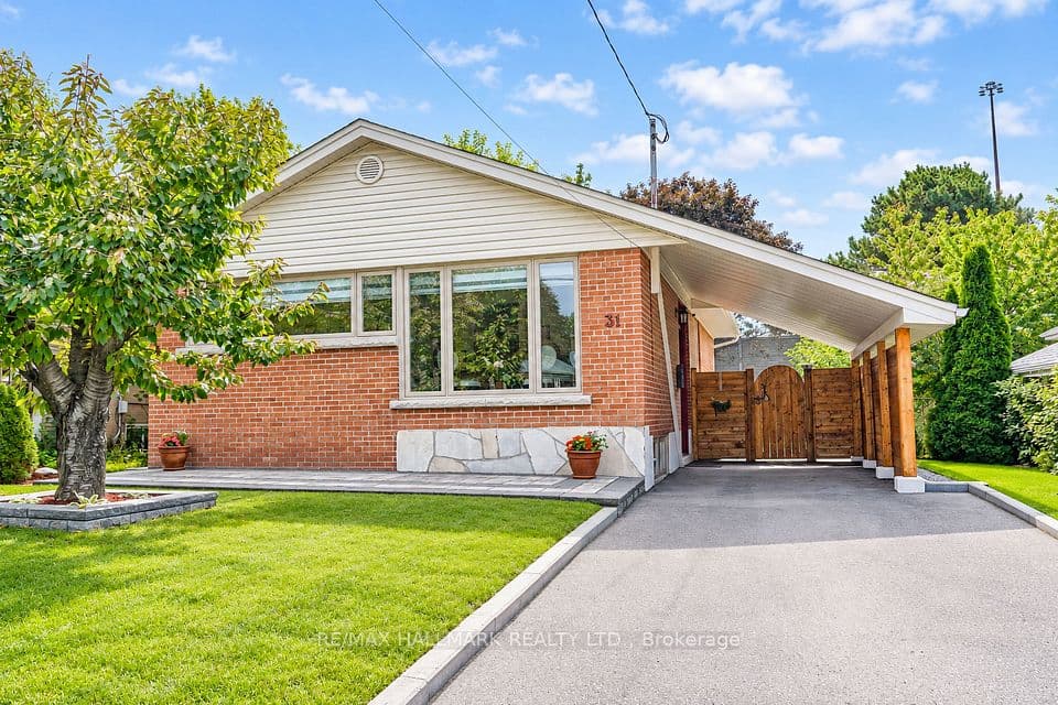 31 Wishing Well Drive, Toronto, ON M1T 1H9 – main photo