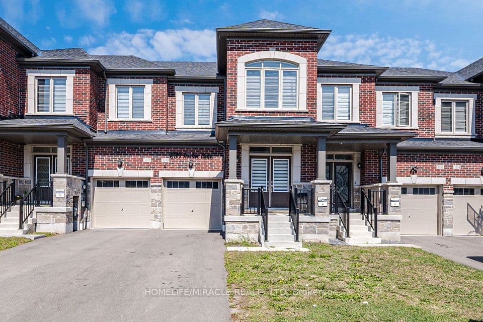 1230 Rexton Drive, Oshawa, ON L1L 0T3 – main photo